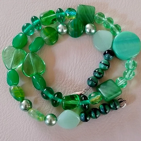 Vintage Glass Bead and Faux Pearl Beaded Necklace - Picture 9 of 16